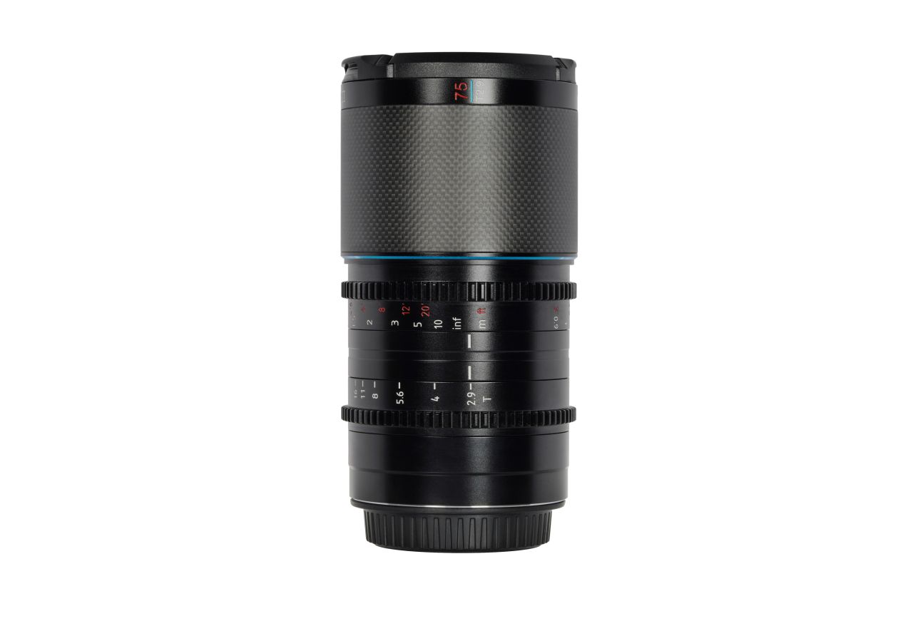 SIRUI Saturn 50mm & 75mm T2.9 1.6x full frame, carbon vázú anamorf objektív szett (Sony E, kék becsillanás)