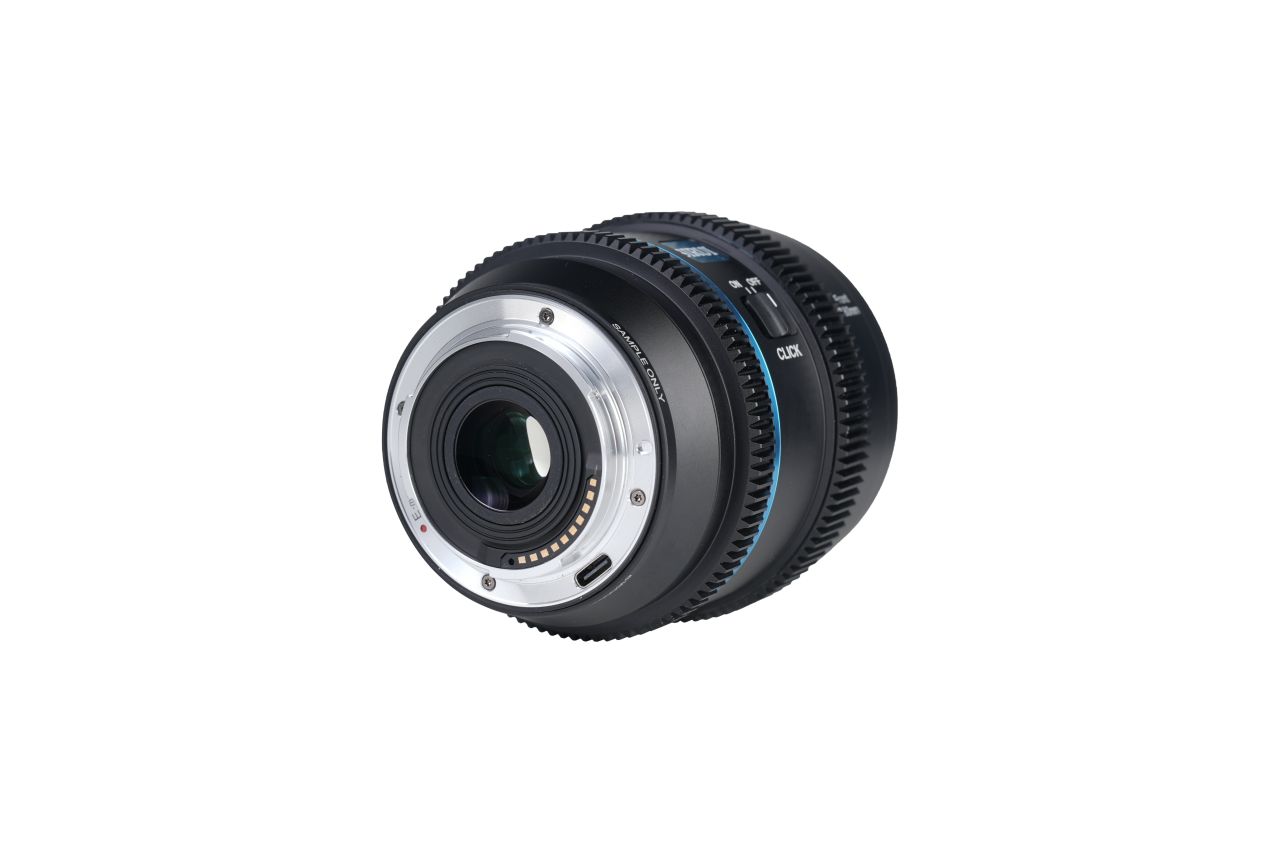 Sirui 20mm T1.8 1.33x S35 AF Autofókuszos Anamorf objektív Sony E bajonettel (kék becsillanás) Sirui 20mm T1.8 1.33x S35 AF Autofókuszos Anamorf objektív Sony E bajonettel (kék becsillanás)