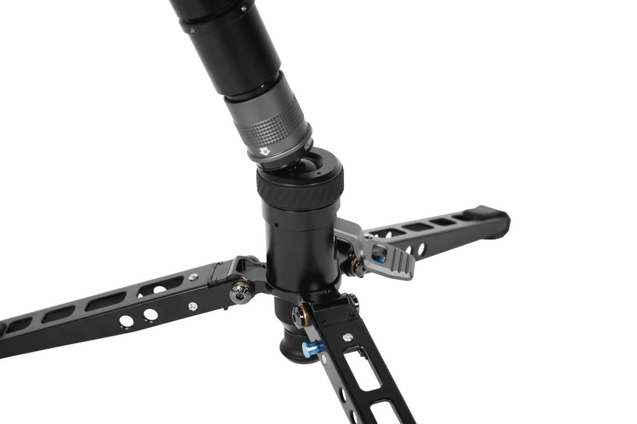 SIRUI SVM-165P Rapid System Moduláris carbon monopod egylépéses magasságállítással, állványszélesítővel és pedállal SIRUI SVM-165P Rapid System Moduláris carbon monopod egylépéses magasságállítással, állványszélesítővel és pedállal