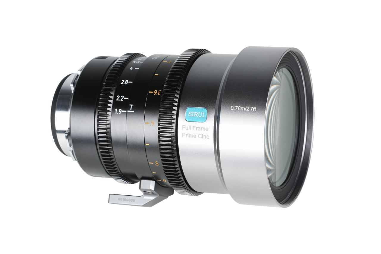 SIRUI IronStar T1.9 1.5× Anamorf Full Frame Cine Objektív 60mm (Kék Becsillanás) SIRUI IronStar T1.9 1.5× Anamorf Full Frame Cine Objektív 60mm (Kék Becsillanás)
